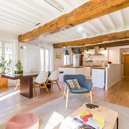 Le Rousseau Charme Et Authenticite- Srloc Dijon