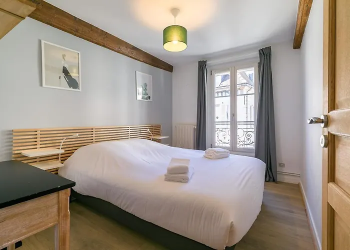 Le Rousseau Charme Et Authenticite- Srloc